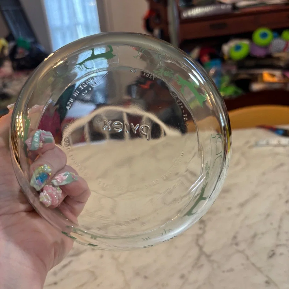 Pyrex Green Reindeer Glass Bowl Holiday Christmas Storage 7201 4 Cup Clear